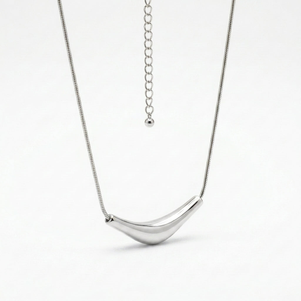 The Sculpted Arc Necklace