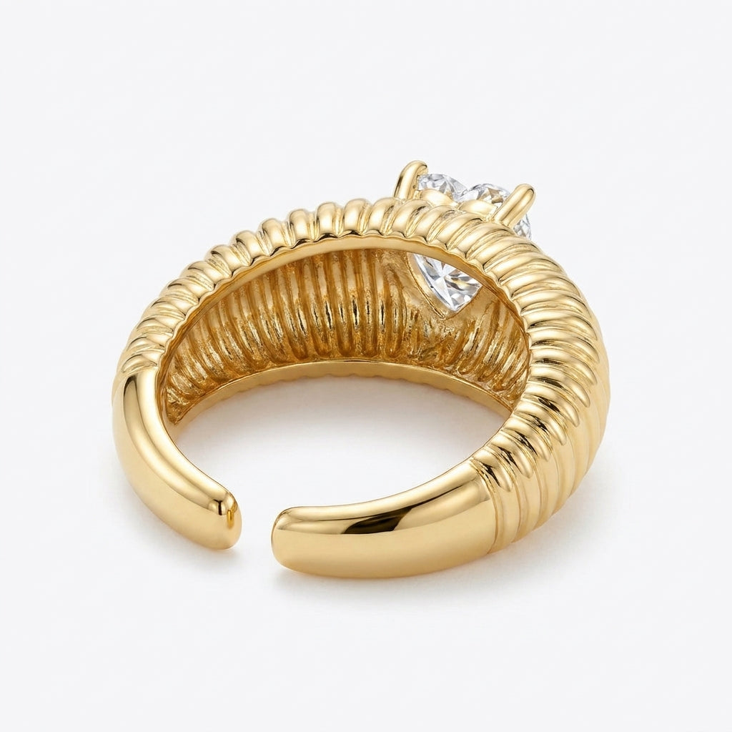 The Fluted Heart Ring