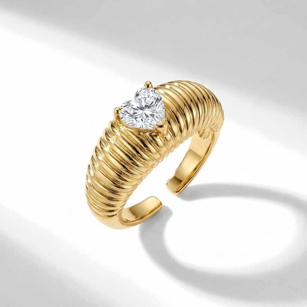 The Fluted Heart Ring
