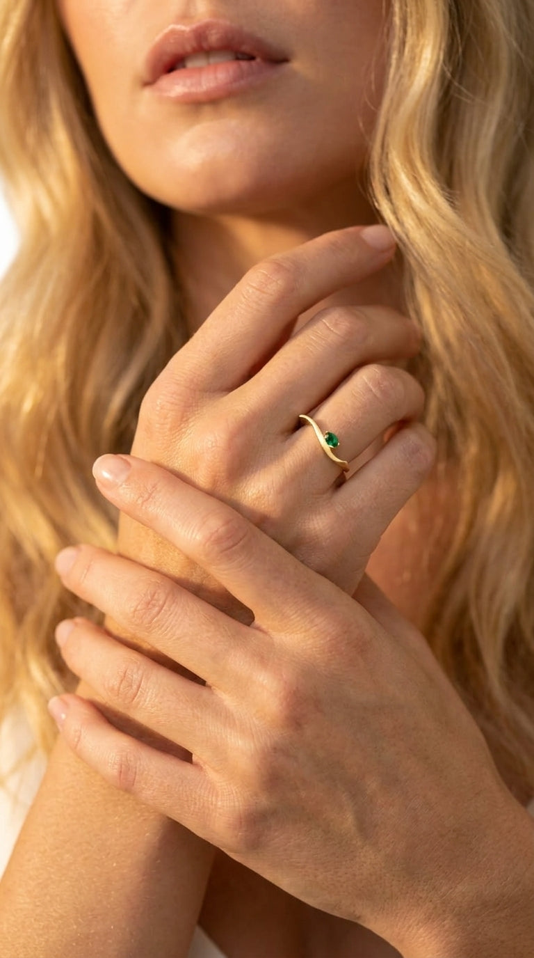 Emerald Aura Wave Ring