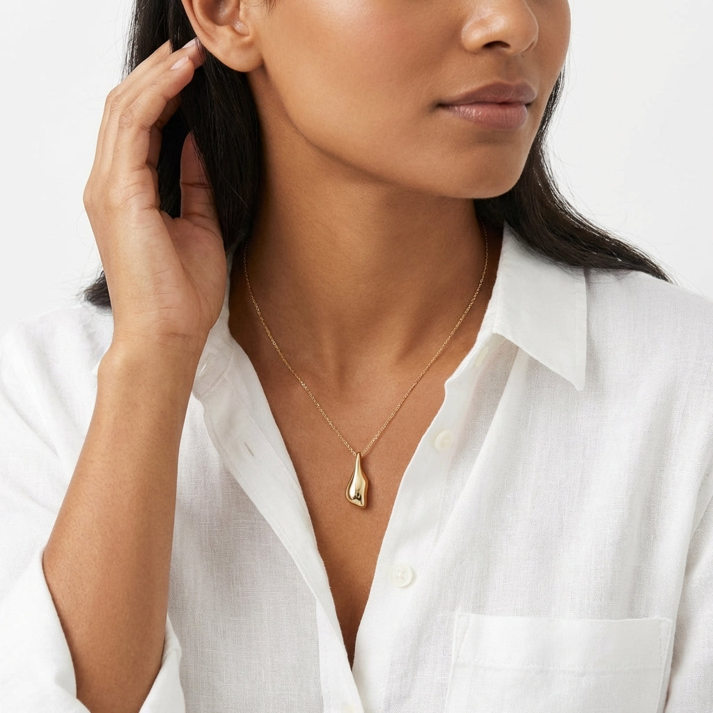 Liquid Gold Sculpt Pendant