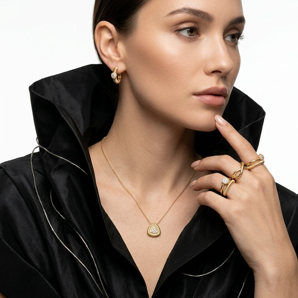 Soleil Pavé Pendant Necklace