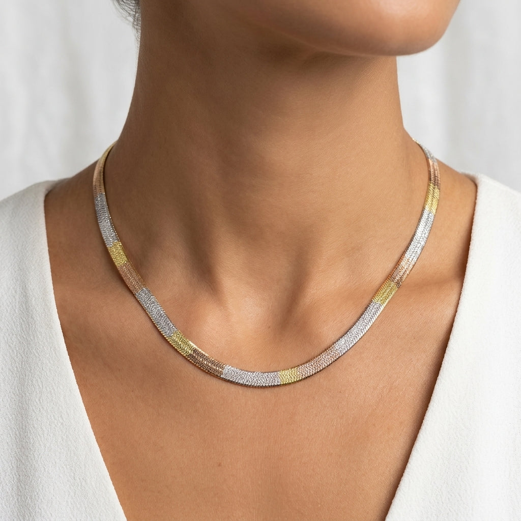 Trinity Glow Necklace