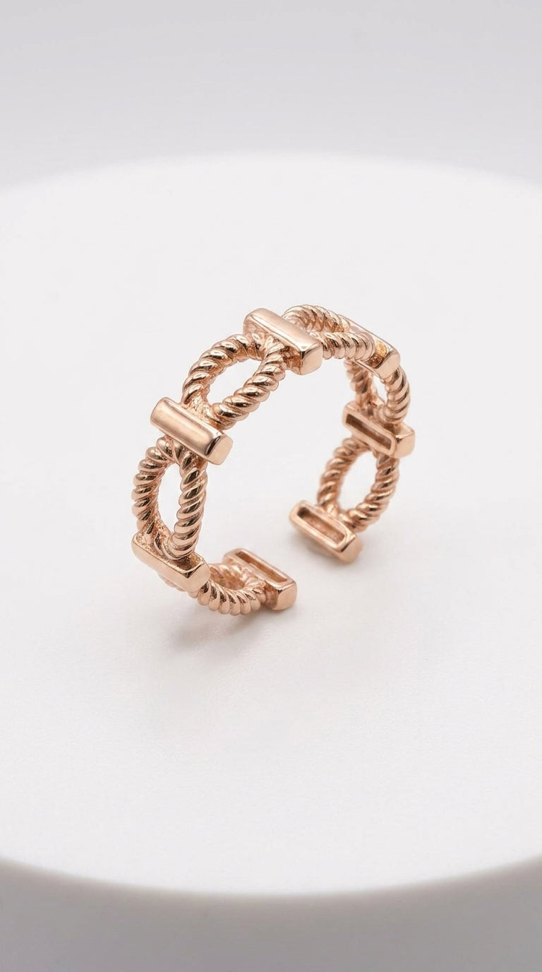 Twisted Aura Link Ring