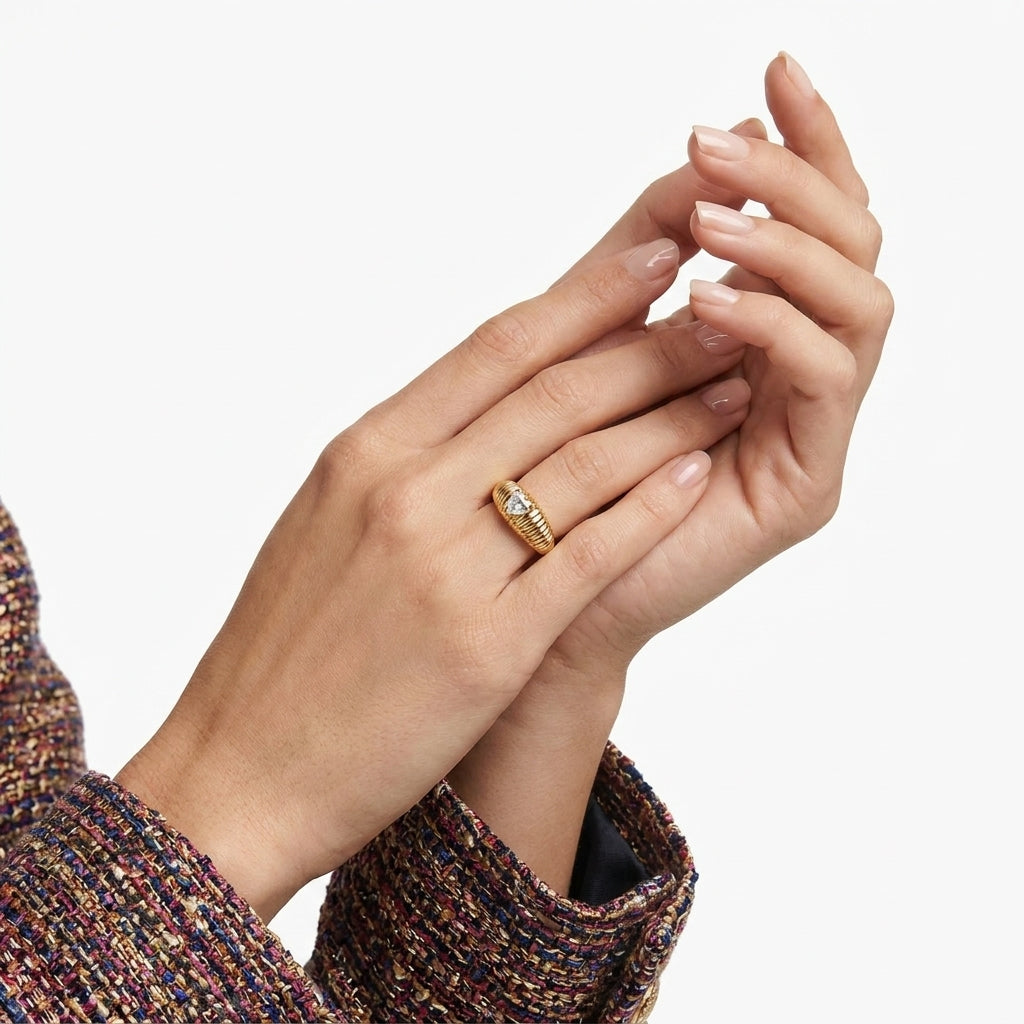 The Fluted Heart Ring