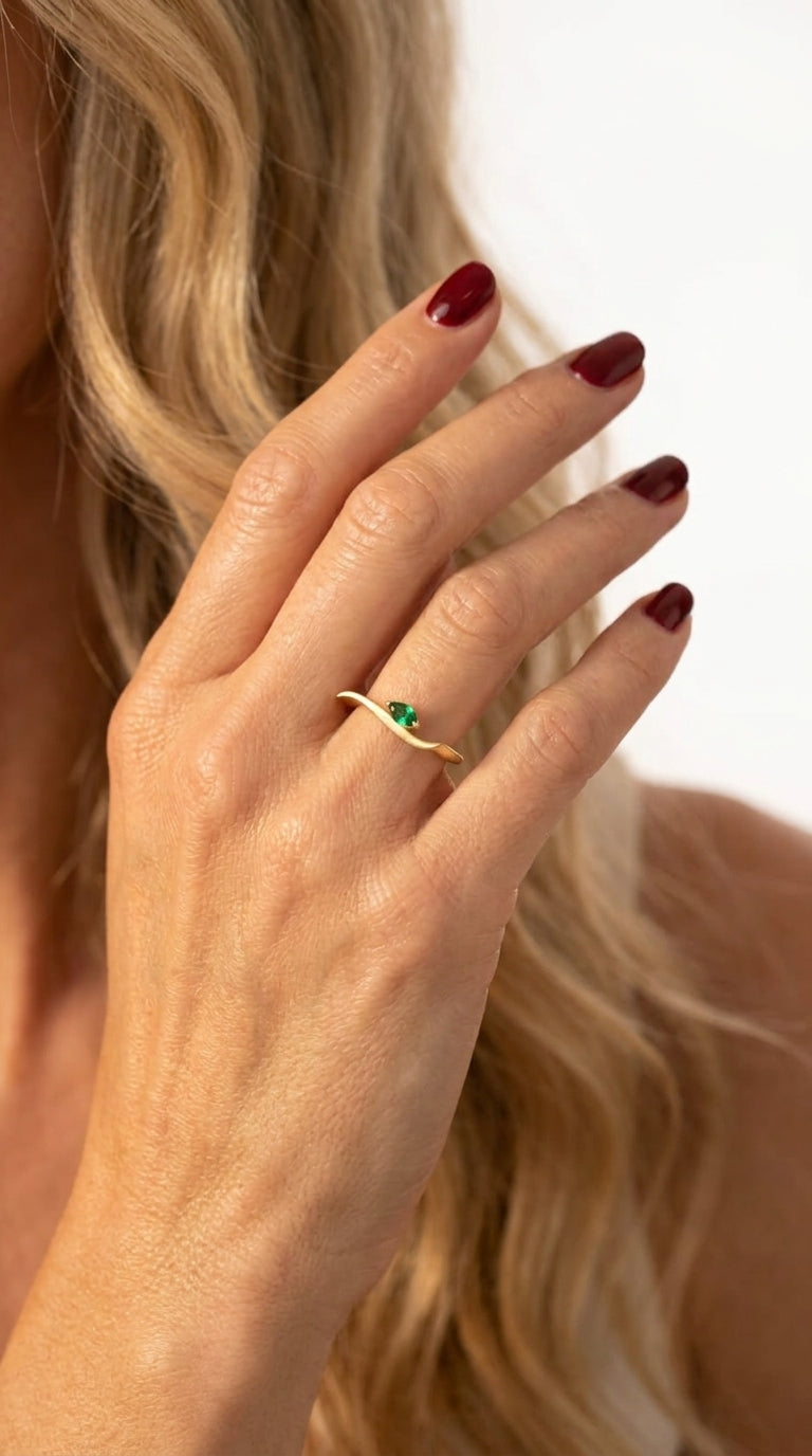 Emerald Aura Wave Ring