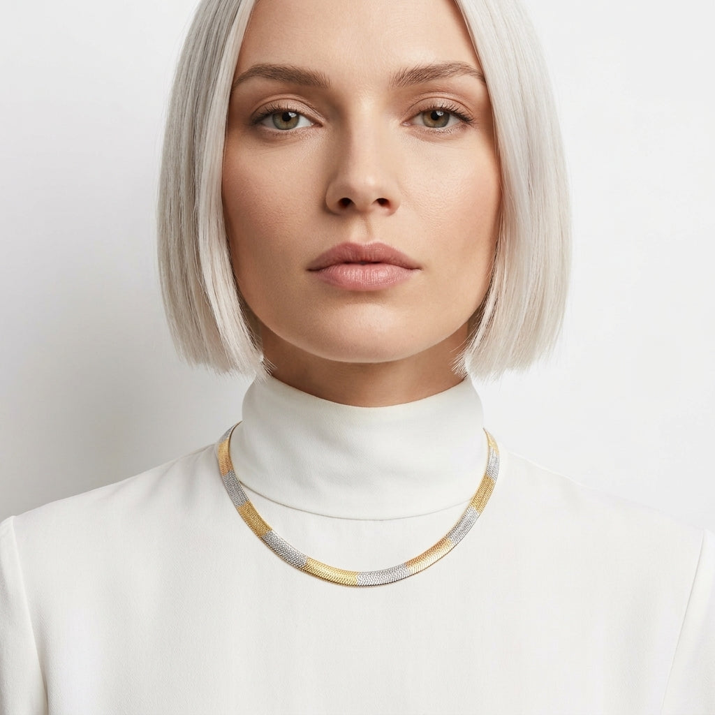 Trinity Glow Necklace